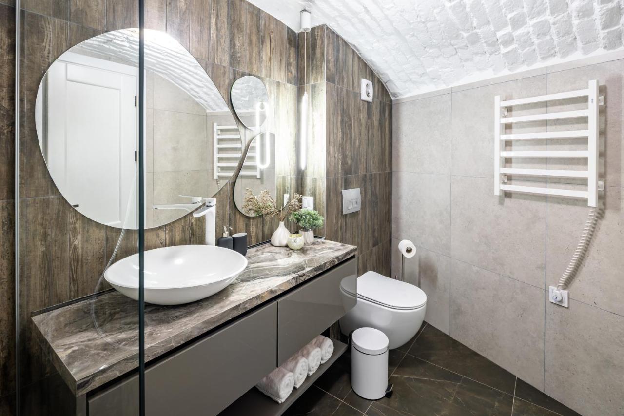 Romari Таманська 12 Apartamento Lviv Exterior foto