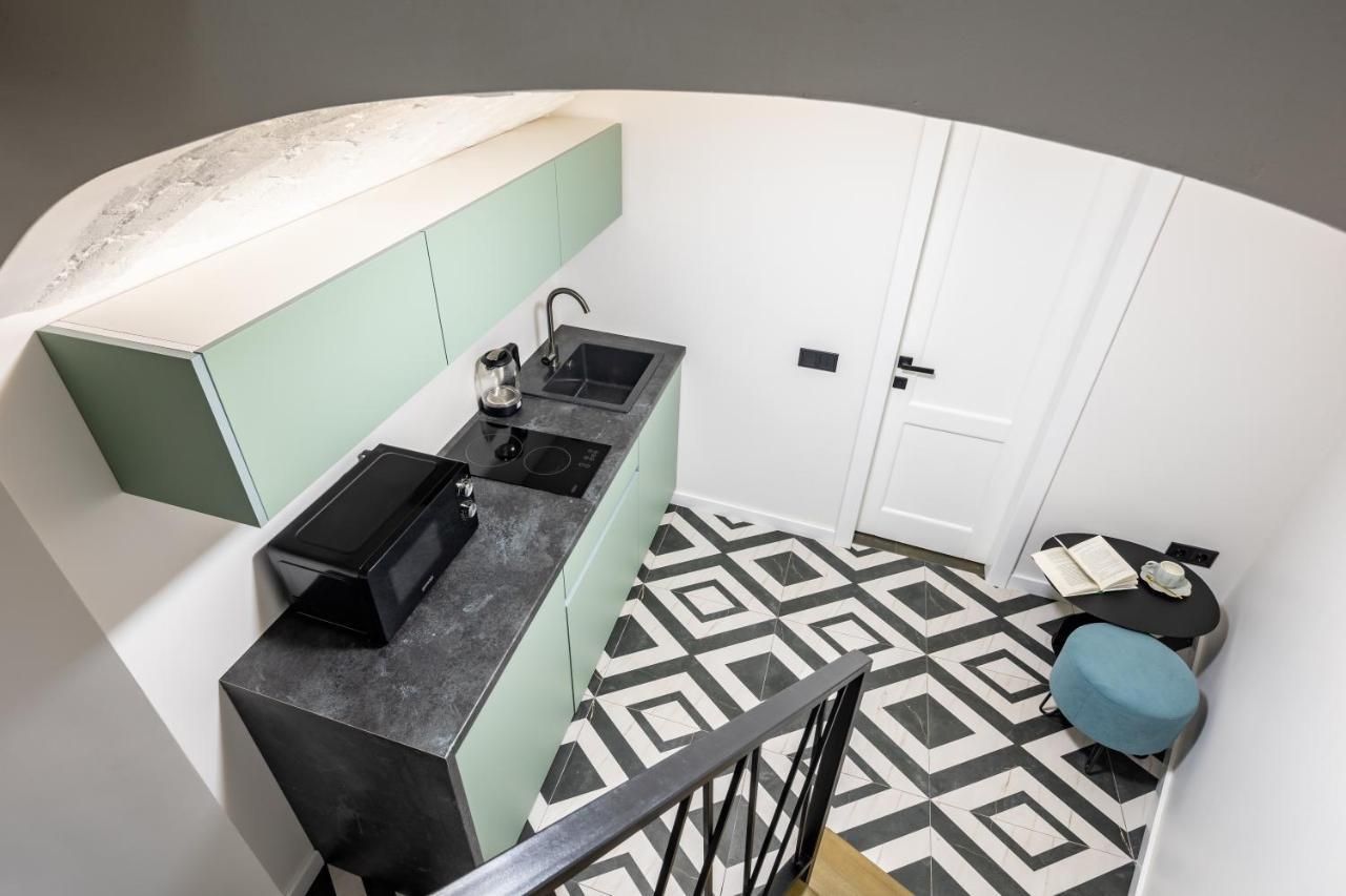 Romari Таманська 12 Apartamento Lviv Exterior foto